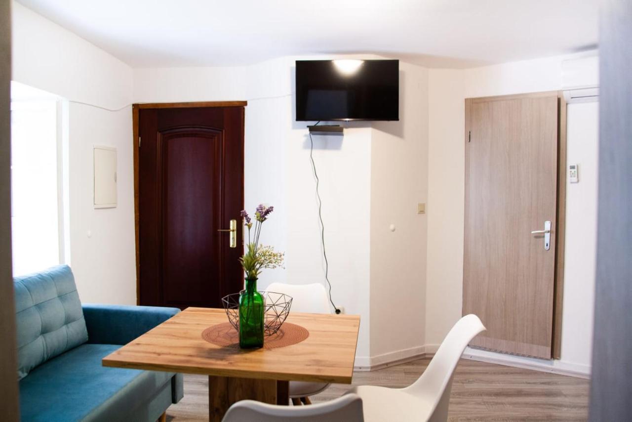 Amber In The Centar Apartment Kastela Luaran gambar