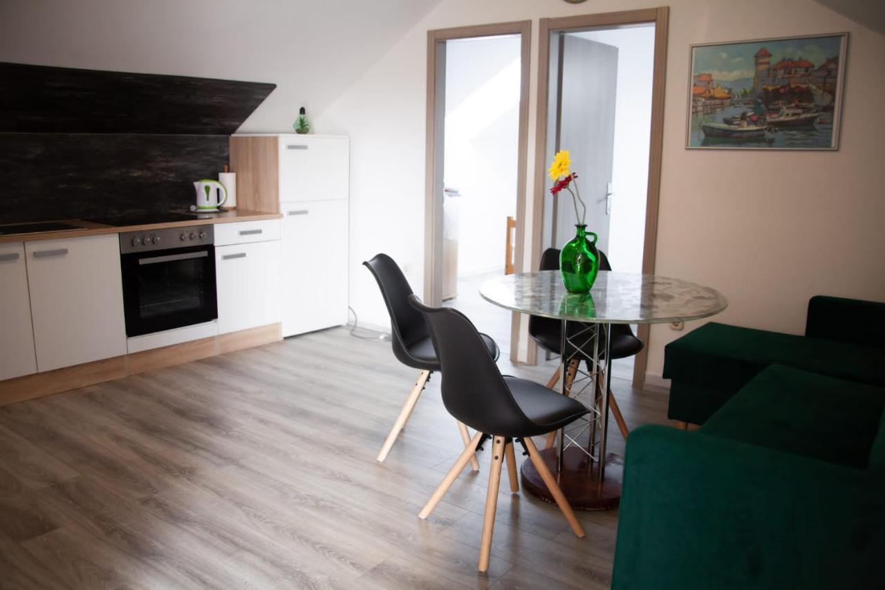 Amber In The Centar Apartment Kastela Luaran gambar