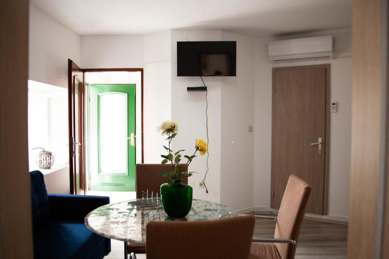 Amber In The Centar Apartment Kastela Luaran gambar