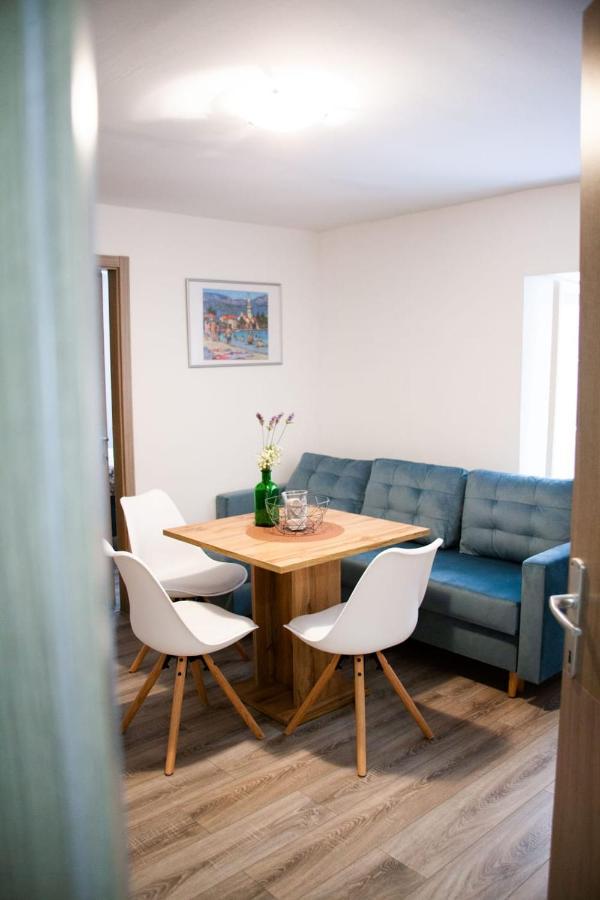 Amber In The Centar Apartment Kastela Luaran gambar